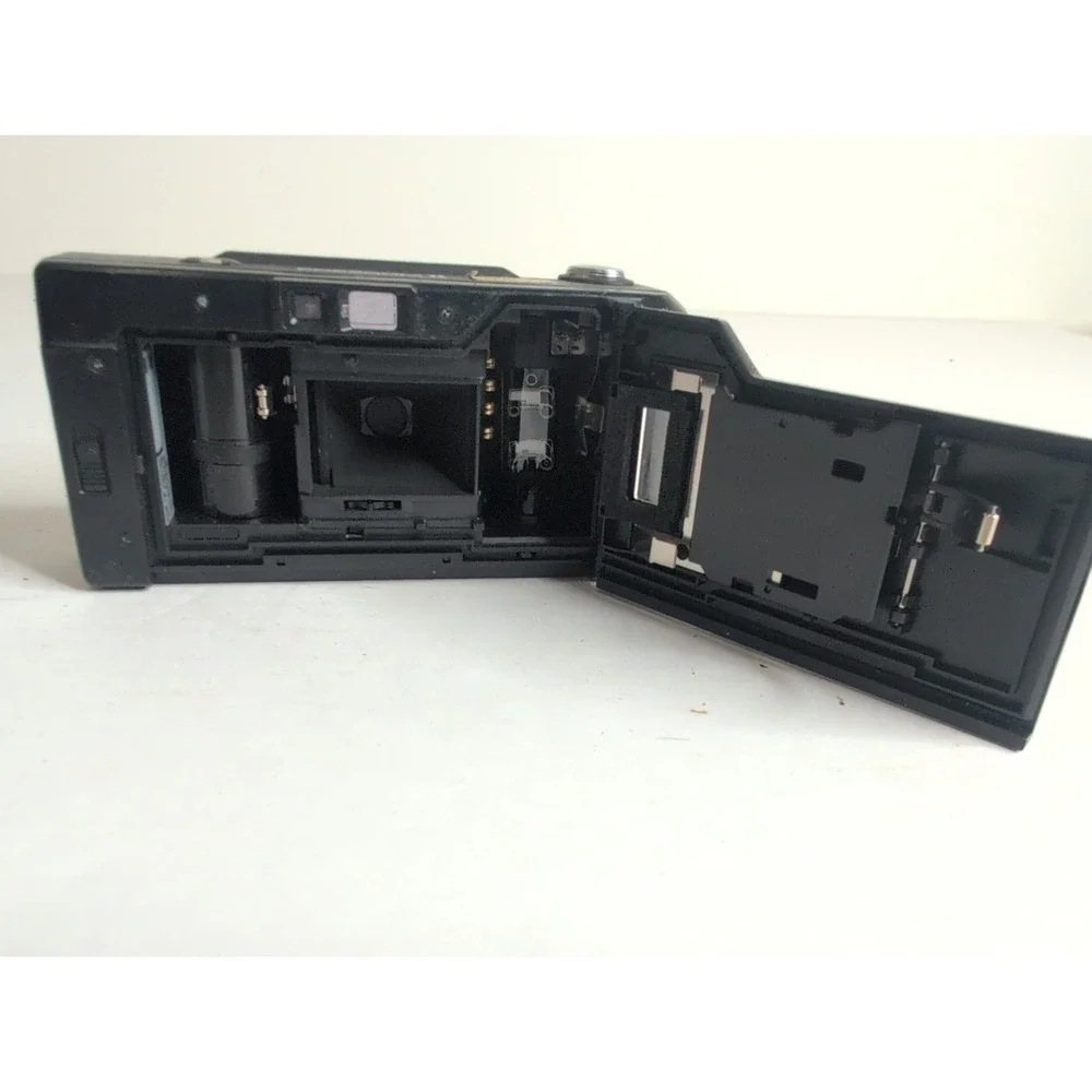 Vintage Minolta Freedom II 35mm Camera - Black